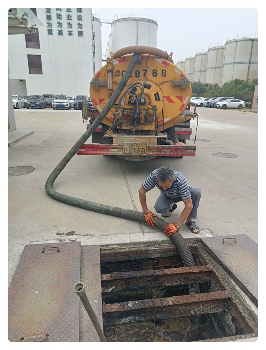 南部隔油池清掏