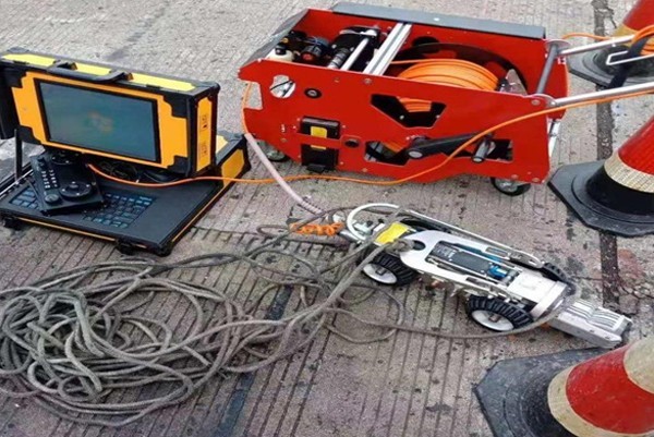 南部CCTV管道检测机器人