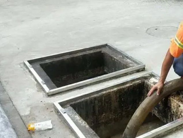 南部化粪池清理