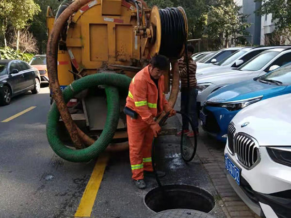 南部排污管道清淤